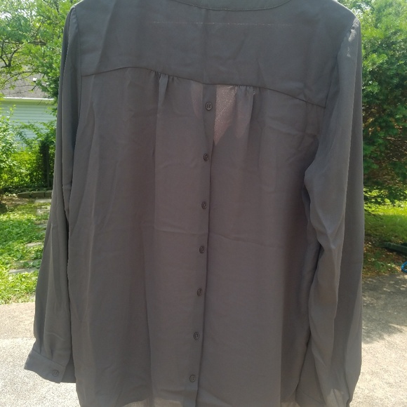 Top - Picture 2 of 2